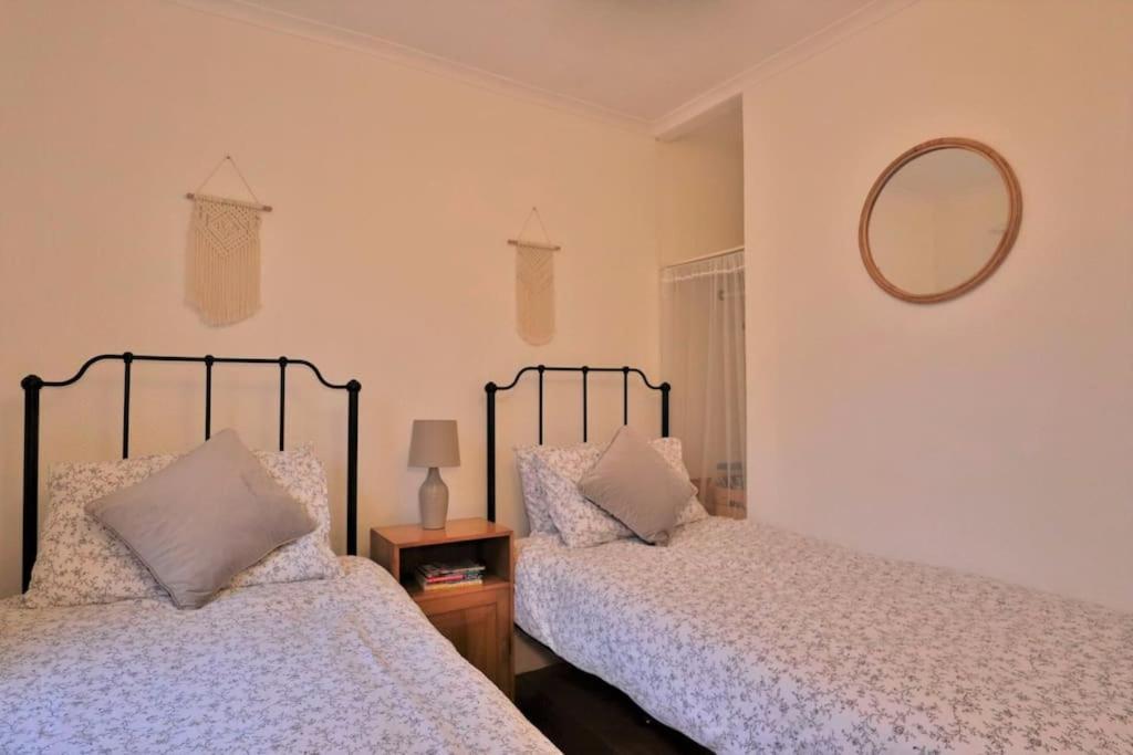Cute Cottage 4 Mins From Cafes Station And Sea St Leonards-on-Sea Exterior foto